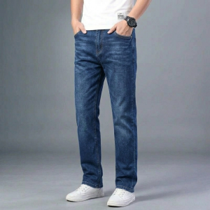 Men’s Essential Slim-Fit Denim Jeans – Classic Deep Blue